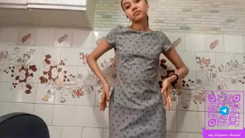 Snapshot of estellekirbo chatting on 02-18-26, 01:07 estellekirbo online show from 02-18-26, 01:07