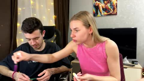 Ester online show from 02-25-26, 07:45