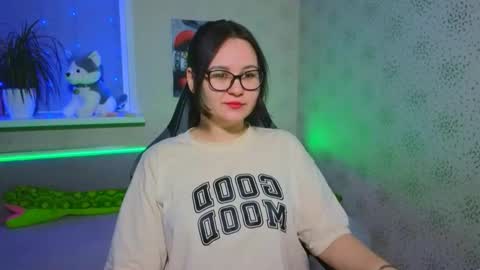 Snapshot of esterplayful chatting on 12-22-25, 08:22 EsterPlayful online show from 12-22-25, 08:22