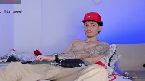 Snapshot of estivenvel chatting on 01-09-25, 02:07 estivenvel online show from 01-09-25, 02:07