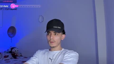 Snapshot of estivenvel chatting on 03-06-25, 09:09 estivenvel online show from 03-06-25, 09:09