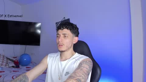 Snapshot of estivenvel chatting on 09-23-25, 05:38 estivenvel online show from 09-23-25, 05:38