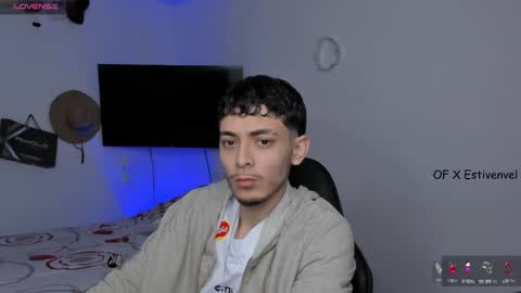 Snapshot of estivenvel chatting on 10-05-25, 09:51 estivenvel online show from 10-05-25, 09:51