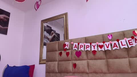 Snapshot of estrella_hanks_ chatting on 02-07-25, 11:56 Estrella online show from 02-07-25, 11:56