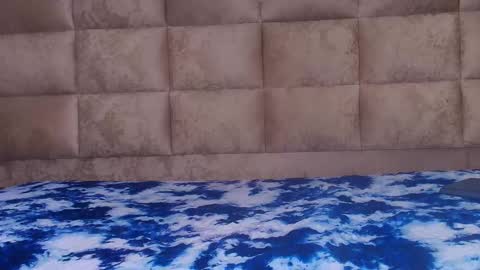 Snapshot of estrella_hanks_ chatting on 11-06-25, 11:55 Estrella online show from 11-06-25, 11:55