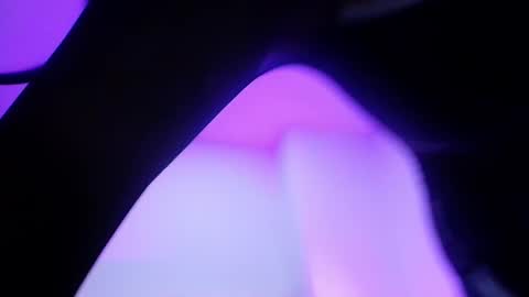 Snapshot of estrella_hanks_ chatting on 11-25-25, 11:54 Estrella online show from 11-25-25, 11:54