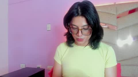 Snapshot of eterea_blow chatting on 01-15-25, 06:12 Eterea online show from 01-15-25, 06:12