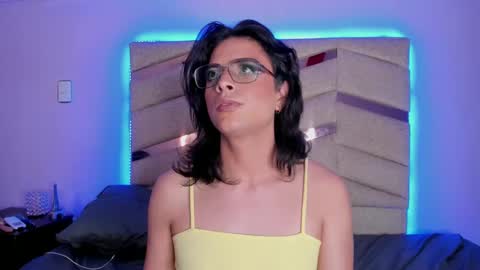 Snapshot of eterea_blow chatting on 03-12-25, 09:23 Eterea online show from 03-12-25, 09:23