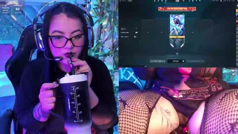 Aura online show from 02-12-26, 01:50