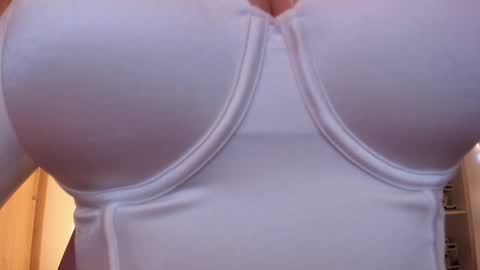 eternalmuse online show from 02-08-26, 09:02