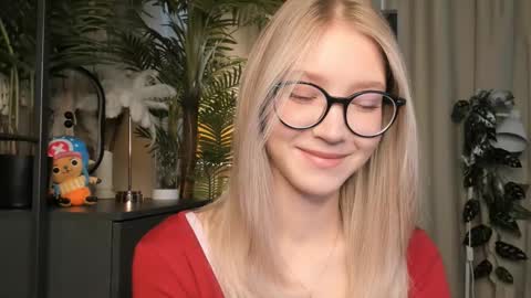 Natalie online show from 02-25-26, 06:01