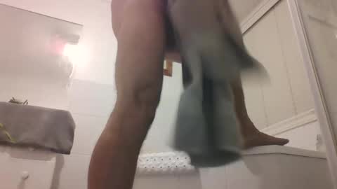 ET online show from 12-11-24, 05:04