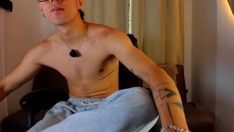 Snapshot of etham_wolf1 chatting on 07-30-26, 06:51 etham_wolf1 online show from 07-30-26, 06:51