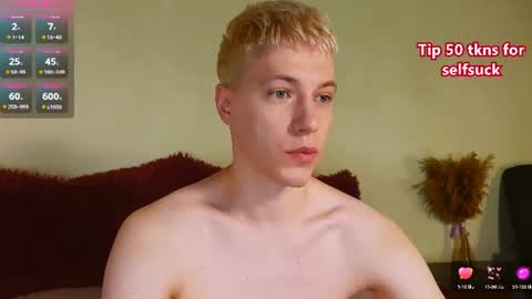 Snapshot of ethan7inches chatting on 06-13-26, 01:36 Ethan online show from 06-13-26, 01:36