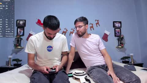 Snapshot of ethan_adam chatting on 12-07-24, 01:58 ADAM TAYLOR ETHAN CAMBAL INDEPENDENT MODELS online show from 12-07-24, 01:58