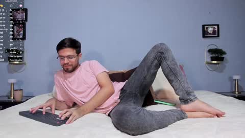 Snapshot of ethan_adam chatting on 01-03-25, 11:23 ADAM TAYLOR ETHAN CAMBAL INDEPENDENT MODELS online show from 01-03-25, 11:23