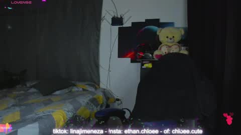 Snapshot of ethan_chloee chatting on 01-12-25, 02:45 Chloe Ethan online show from 01-12-25, 02:45