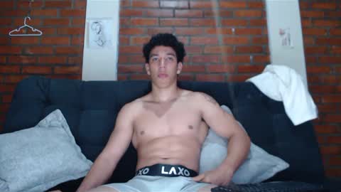 Ethan Noir online show from 12-15-24, 05:23