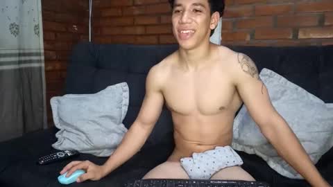 Snapshot of ethan_noir chatting on 12-27-24, 10:34 Ethan Noir online show from 12-27-24, 10:34