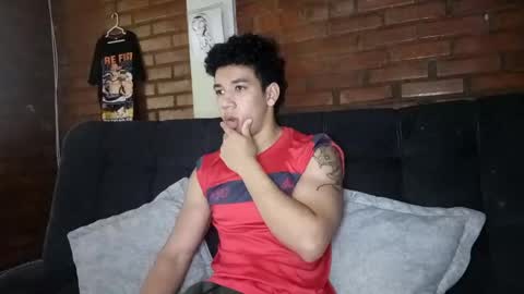 Snapshot of ethan_noir chatting on 01-06-25, 08:07 Ethan Noir online show from 01-06-25, 08:07