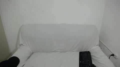 Snapshot of ethan_noir chatting on 02-14-25, 08:05 Ethan Noir online show from 02-14-25, 08:05