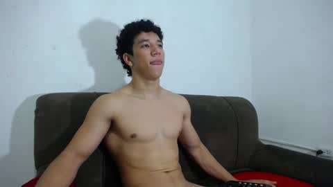 Snapshot of ethan_noir chatting on 02-24-25, 11:52 Ethan Noir online show from 02-24-25, 11:52