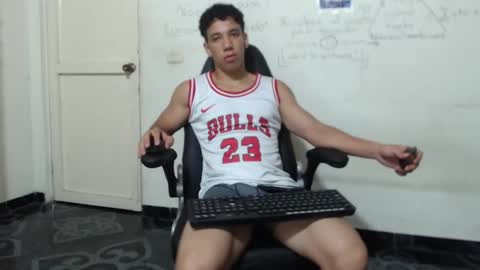 Ethan Noir online show from 02-01-26, 08:46