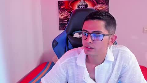 Snapshot of ethan_sai01 chatting on 11-18-25, 09:19 ETHAN SAI online show from 11-18-25, 09:19