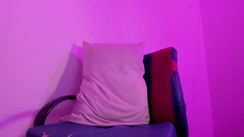 Snapshot of ethan_sykes chatting on 09-23-25, 02:25 Ethan sykes online show from 09-23-25, 02:25