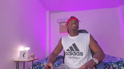 ethan travis online show from 10-06-25, 08:17