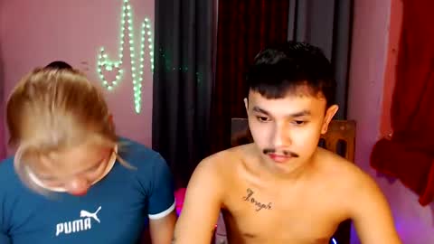 Snapshot of ethan_uwuxx chatting on 12-20-24, 06:45 DAVE online show from 12-20-24, 06:45