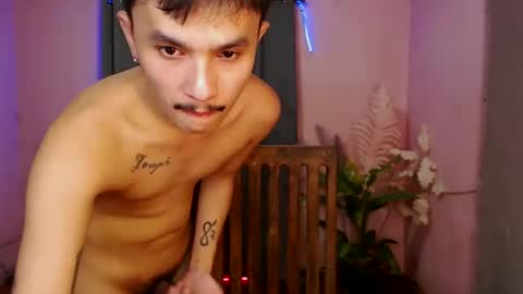 Snapshot of ethan_uwuxx chatting on 02-11-25, 02:24 DAVE online show from 02-11-25, 02:24