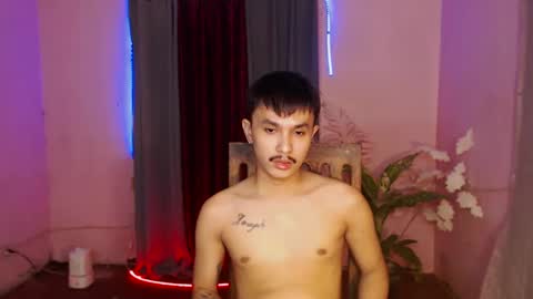 Snapshot of ethan_uwuxx chatting on 02-12-25, 06:40 DAVE online show from 02-12-25, 06:40