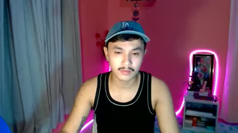 Snapshot of ethan_uwuxx chatting on 09-25-25, 11:14 DAVE online show from 09-25-25, 11:14