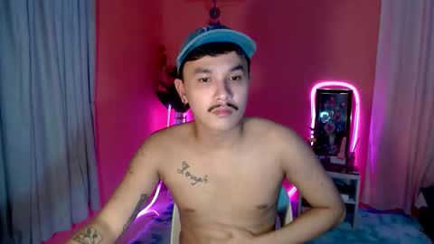 Snapshot of ethan_uwuxx chatting on 09-27-25, 10:37 DAVE online show from 09-27-25, 10:37