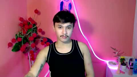 Snapshot of ethan_uwuxx chatting on 10-18-25, 04:48 DAVE online show from 10-18-25, 04:48