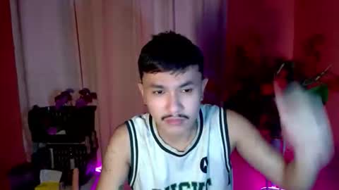 Snapshot of ethan_uwuxx chatting on 10-30-25, 10:38 DAVE online show from 10-30-25, 10:38