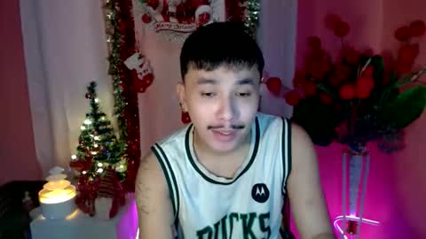 Snapshot of ethan_uwuxx chatting on 11-01-25, 06:15 DAVE online show from 11-01-25, 06:15