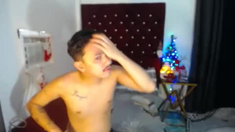 Snapshot of ethan_uwuxx chatting on 11-15-25, 06:55 DAVE online show from 11-15-25, 06:55