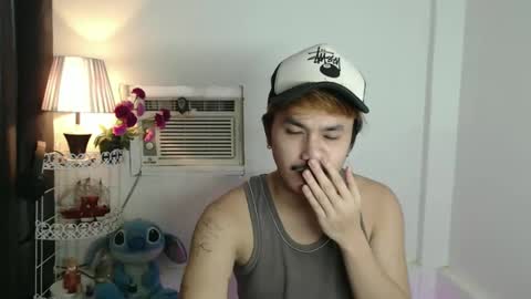 Snapshot of ethan_uwuxx chatting on 02-28-26, 12:33 DAVE online show from 02-28-26, 12:33