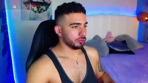 Snapshot of ethanhairy chatting on 07-13-26, 07:27 Ethan online show from 07-13-26, 07:27