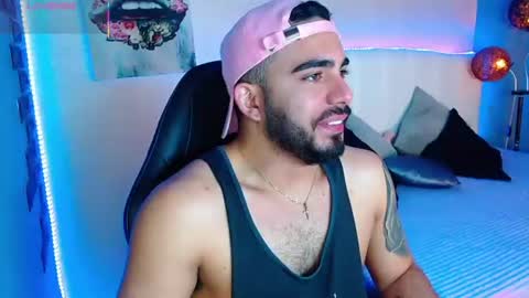 Snapshot of ethanhairy chatting on 07-20-26, 07:27 Ethan online show from 07-20-26, 07:27