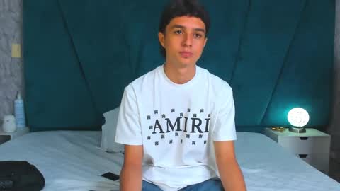 Snapshot of ethanlowell chatting on 02-04-25, 09:31 ethanlowell online show from 02-04-25, 09:31