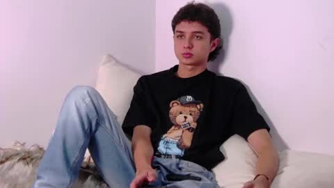 Snapshot of ethanlowell chatting on 02-13-25, 08:03 ethanlowell online show from 02-13-25, 08:03