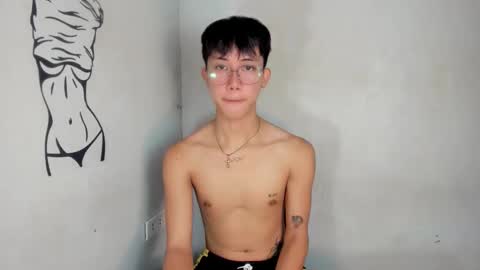 Snapshot of ethereal_blake chatting on 11-19-25, 10:37 BLAKE online show from 11-19-25, 10:37