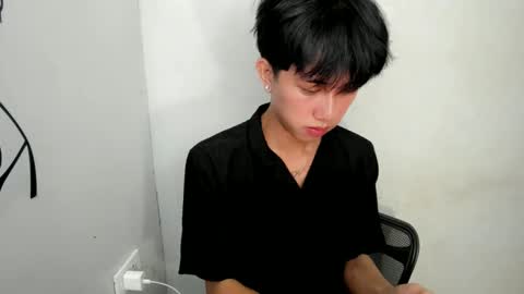 Snapshot of ethereal_ethan chatting on 02-18-25, 09:10 Ethan online show from 02-18-25, 09:10