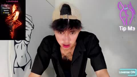 Snapshot of ethereal_ethan chatting on 10-09-25, 09:51 Ethan online show from 10-09-25, 09:51