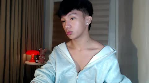 Rey online show from 02-11-26, 03:50