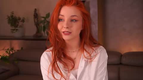 Snapshot of eugenecristino chatting on 10-29-25, 12:40 Lillie here and its my first day online show from 10-29-25, 12:40