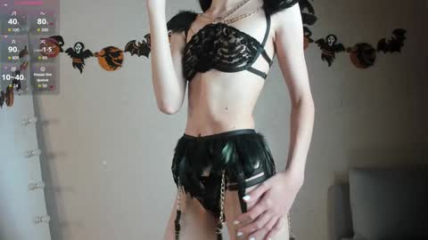 Snapshot of euphoria_life chatting on 10-24-25, 08:05 Molly online show from 10-24-25, 08:05